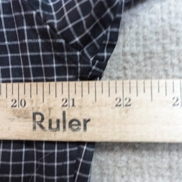 Lululemon Shirt Medium Black Plaid Short Sleeve Grid Light - Picture 6 of 7